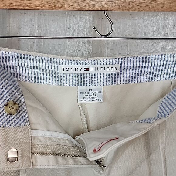 Tommy Hilfiger Khaki Cargo Chino Shorts - Picture 8 of 16